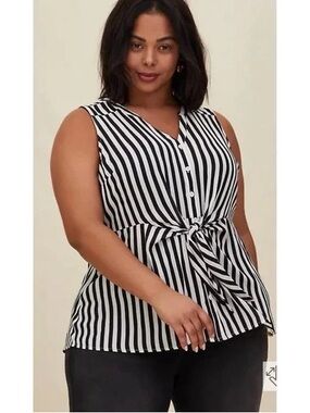 Torrid Peplum Georgette Button-Front Tie-Front Blouse